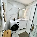 Apartment Leoni 1 Linea