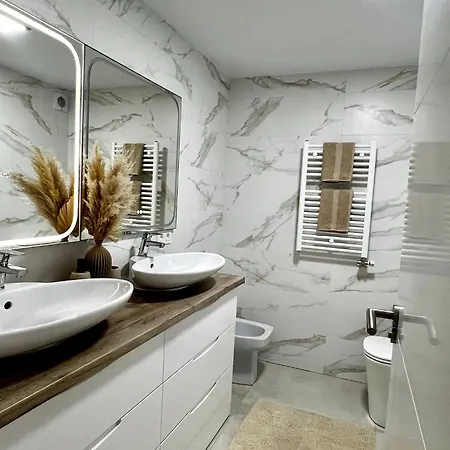 Leoni 1 Linea Apartment Salou