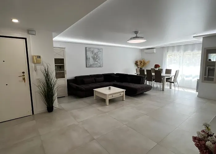 Leoni 1 Linea Apartamento *